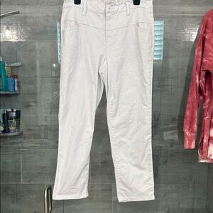 1822 Denim White Straight Leg Pants